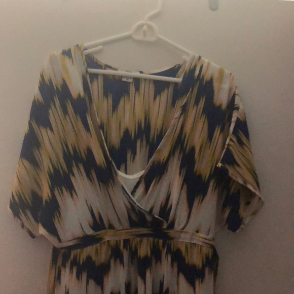 Bat 3 dress - Picture 2 of 2